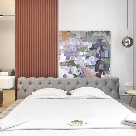 Leogrand On Leontovycha 17 Lviv